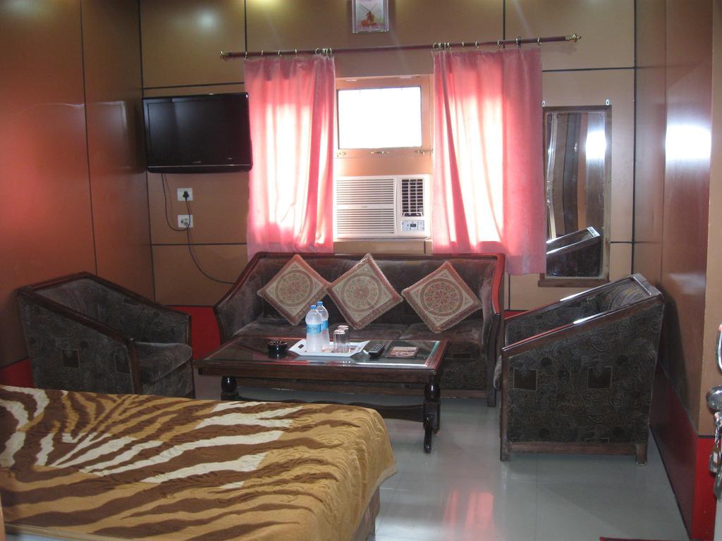 Hotel Shiv Ganga Rishikesh Phòng bức ảnh
